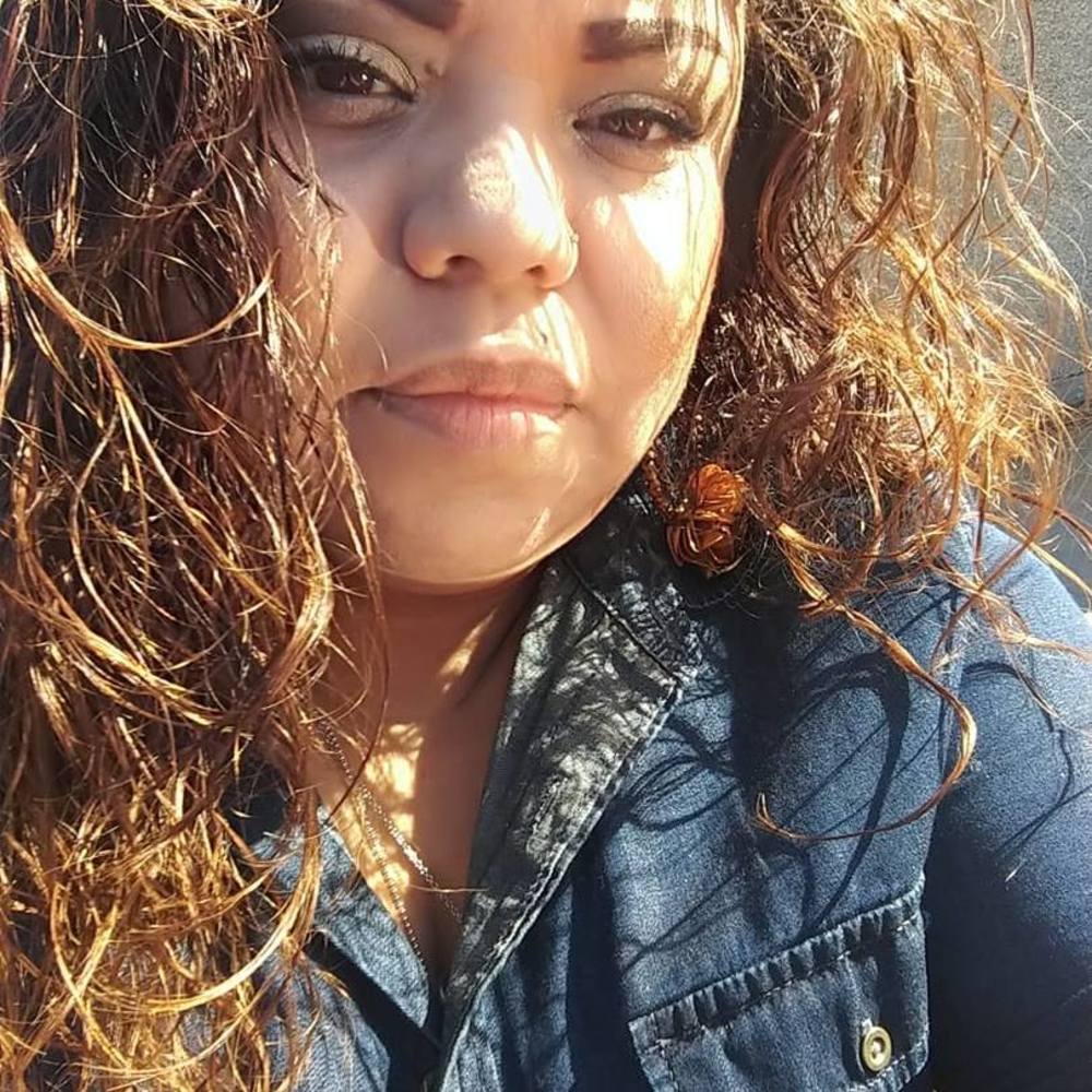 Meet your Posher, Elvira